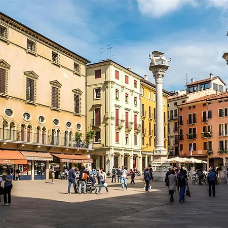 Fiera Apartmán *